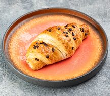 Круассан шоколадный