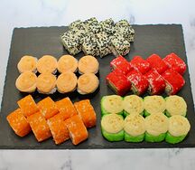 Сет 1 кг роллов