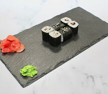 Мини-ролл с угрем 