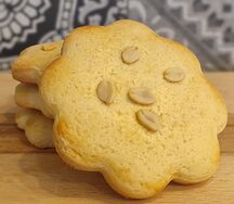 Молочный коржик