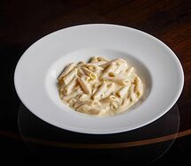 Пенне в соусе Четыре Сыра