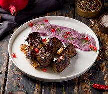 Телячья печень с курдюком