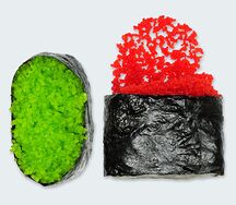 Суши с икрой масаго