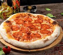 Пицца Пепперони на тонком тесте