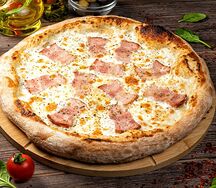 Пицца Карбонара на тонком тесте