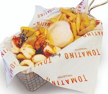 Креветки с картофелем фри