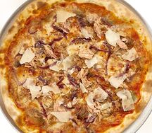 Мини-пицца с тунцом