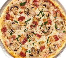 Мини-пицца Бекон и трюфель