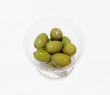 Оливки зелёные