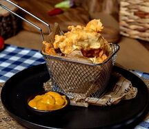 Стрипсы куриные с соусом