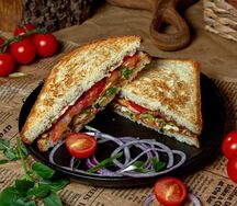 Лестерский сэндвич с медовой свининой