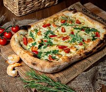 Неаполитана креветки-гуакамоле-руккола