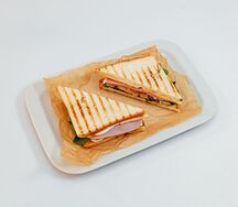 Сэндвич с ветчиной и сыром