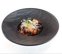 Паста Арабьята с чернилами каракатицы