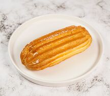 Эклер со сливками 