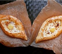 Хачапури по-аджарски