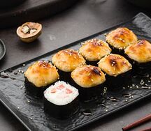 Ролл запеченный Тори-помидори