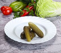 Огурцы солёные