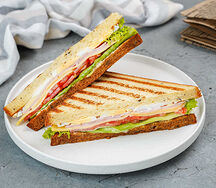 Сэндвич с ветчиной и яйцом