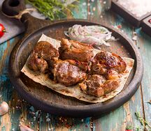 Шашлык из cвинoй шейки