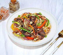 Говядина стир-фрай с лапшой