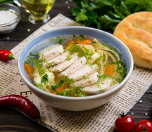 Суп куриный с лапшой и курицей гриль