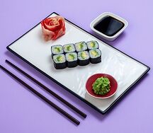 Маки с авокадо