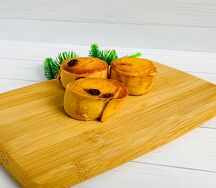 Французская булочка с изюмом, Римский пирог