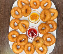 Набор из 18 пончиков