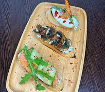 Ассорти из брускетт