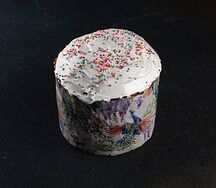 Кулич с помадкой в коробке