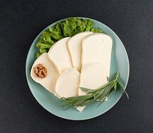 Молочный сулугуни