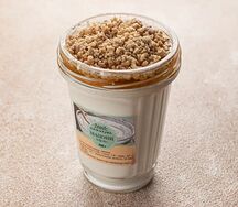 Мацони с медом и орехами