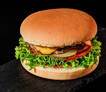 Бургер Кантри Биф из мраморной говядины 