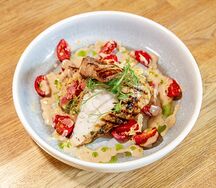 Куриное филе с савойской капустой и беконом