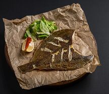 Камбала запеченная