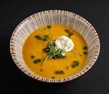 Крем суп из тыквы со страчателлой