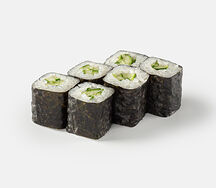 Суши маки с огурцом