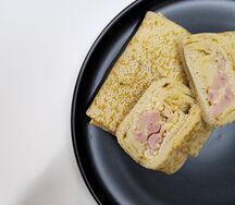 Блинчики с ветчиной и сыром