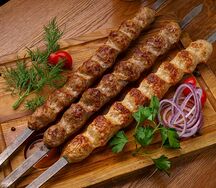 Люля-кебаб из баранины на мангале