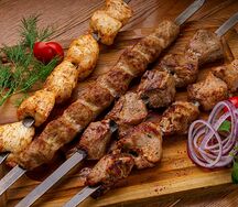 Шашлык из курицы на мангале