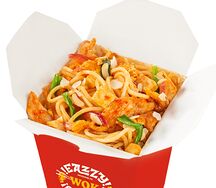 Вок Курица с арахисом пад тай