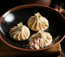 Хинкали с сыром и помидорами