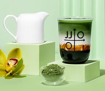 Матча с карамельной тапиокой Jinju (bubble tea)