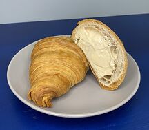 Круассан Карамельный