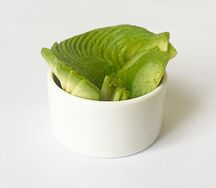 Гуакамоле из авокадо с лаймом 