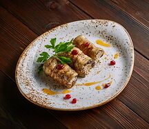 Баклажаны с орехами