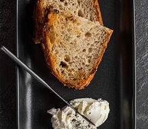 Хлеб с маслом