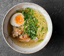 Куриный с домашней лапшой