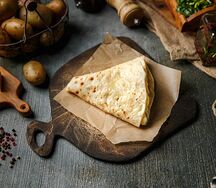 Хычин с картофелем и сыром